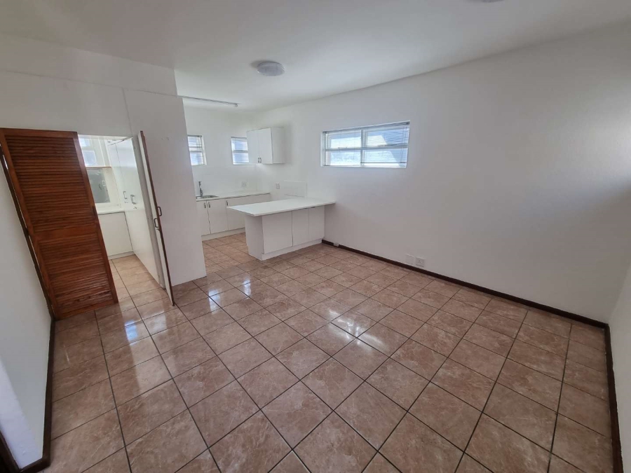 To Let 0 Bedroom Property for Rent in Sea Point Western Cape